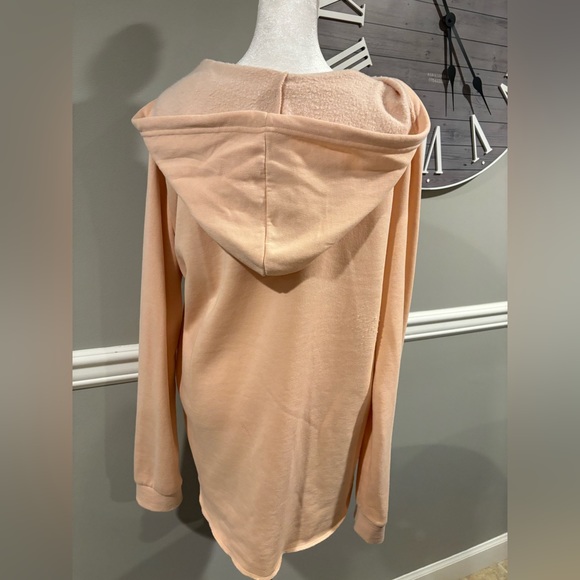 Independent Trading Company Local Boutique - Island Vibes worn 2x Size Large - Picture 11 of 13